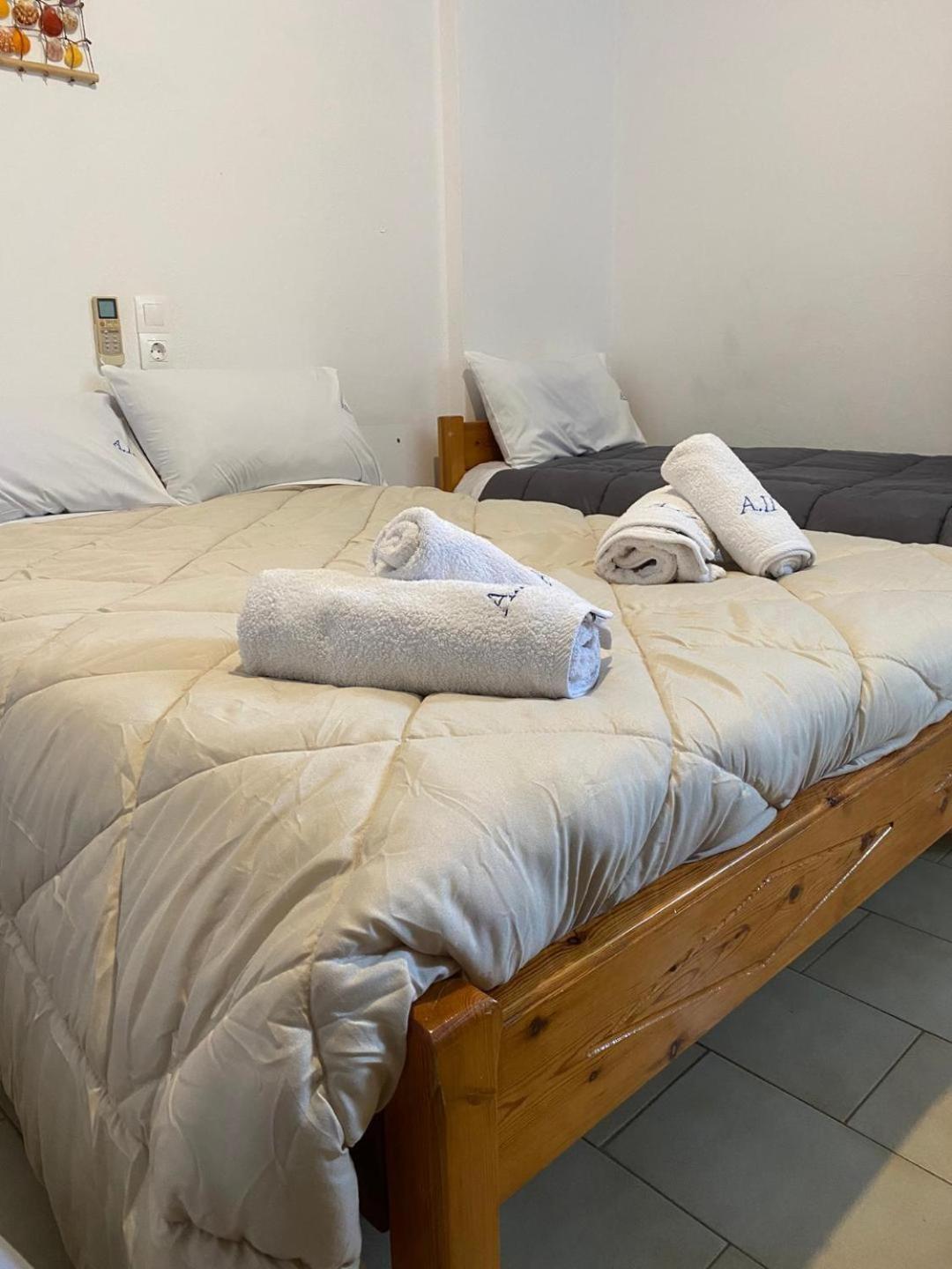 Alexandra Studios Néos Pírgos Exteriör bild