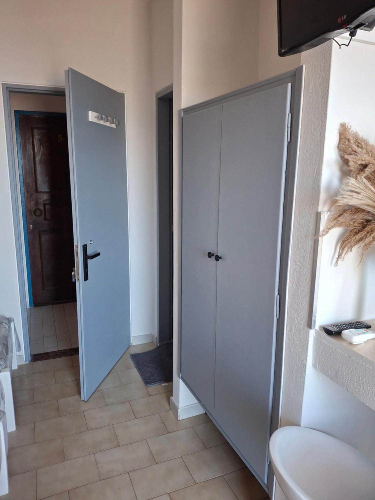 Alexandra Studios Néos Pírgos Exteriör bild